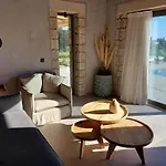 Vila Elaiopetra Kefalonia - Stonehouse Hideaway With Pool - Modern Luxury With Serene Sea And Mountain Views
