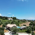 Vila Elaiopetra Kefalonia - Stonehouse Hideaway With Pool - Modern Luxury With Serene Sea And Mountain Views Metaxáta