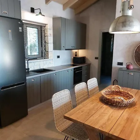 Elaiopetra Kefalonia - Stonehouse Hideaway With Pool - Modern Luxury With Serene Sea And Mountain Views *