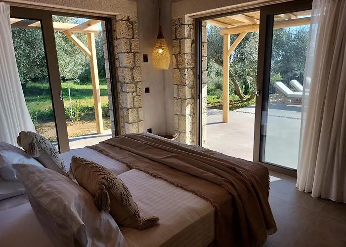 Villa Elaiopetra Kefalonia - Stonehouse Hideaway With Pool - Modern Luxury With Serene Sea And Mountain Views