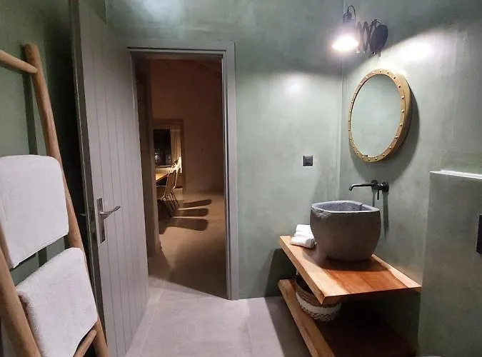 Elaiopetra Kefalonia - Stonehouse Hideaway With Pool - Modern Luxury With Serene Sea And Mountain Views *