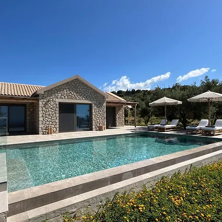 Elaiopetra Kefalonia - Stonehouse Hideaway With Pool - Modern Luxury With Serene Sea And Mountain Views 别墅 *